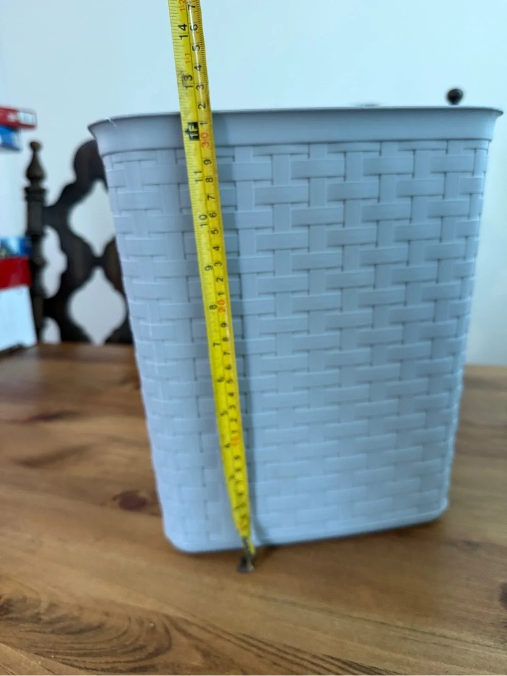 White Woven-Texture Trash Bin for Home Sterilite 3.4 Gal